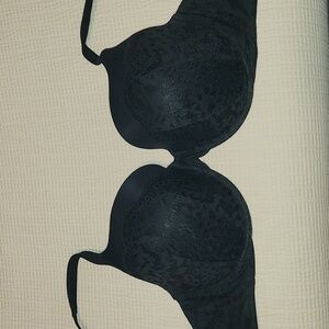 Victoria's Secret Body by Victoria lined perfect coverage bra, 36DDD, black